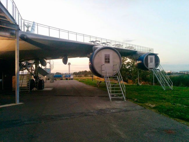 avion-albergue3