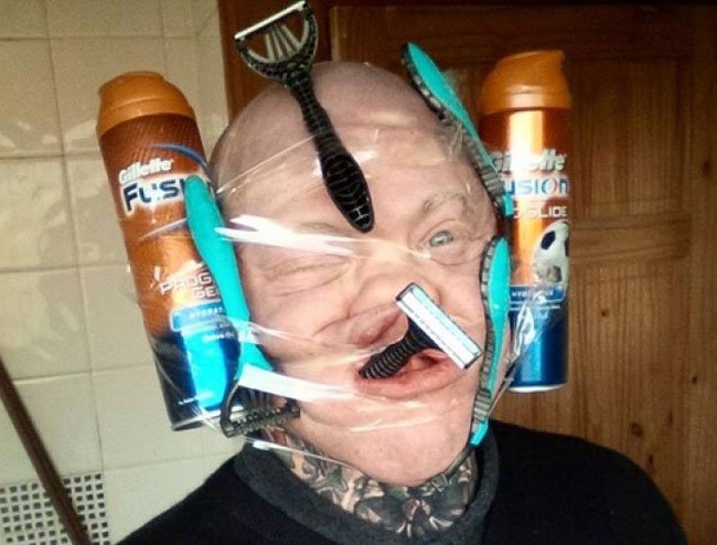 sellotape-selfies5