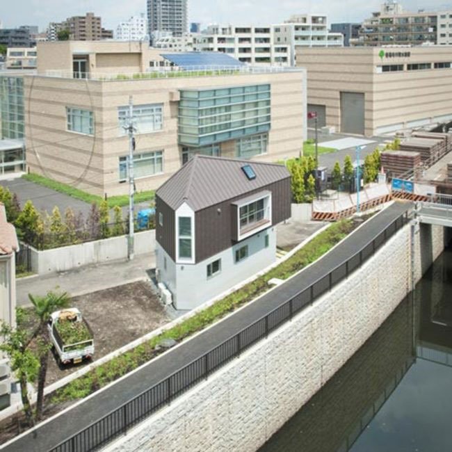 mini-casa-triangular-japon17