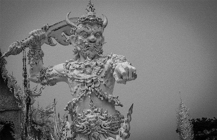 templo-blanco-tailandia6