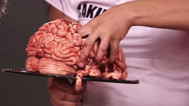 torta-halloween-cerebro-1